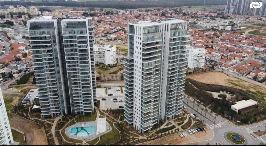 שדרות רחבעם זאבי 