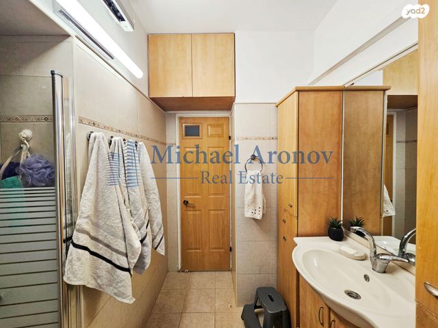 דירה, השבעה, מרכז העיר דרום, נתניה