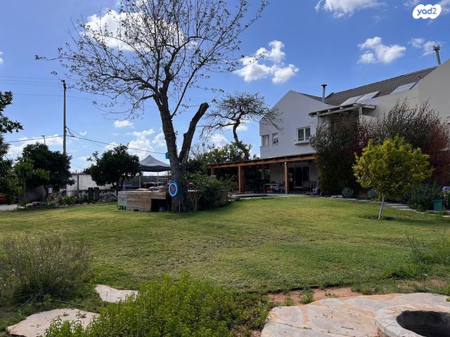 בית פרטי/ קוטג', הוד השרון