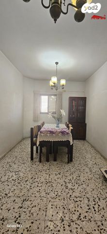 דירה, קרן קיימת לישראל 18, אברמוביץ', ראשון לציון