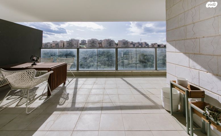 דירת גן, רב חנן, בית שמש