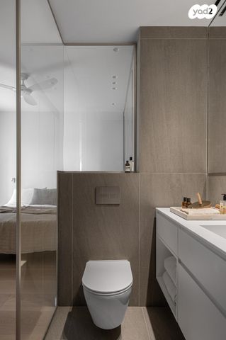 דירה, המייסדים, קזן, רעננה