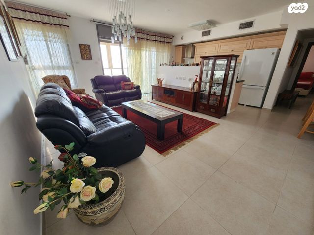 דירה, יצחק בן צבי, מרכז אזרחי, באר שבע