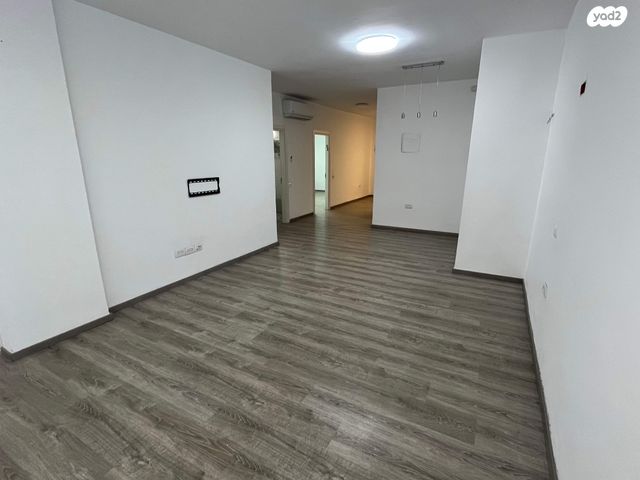 דירה, מרכז, הרצליה