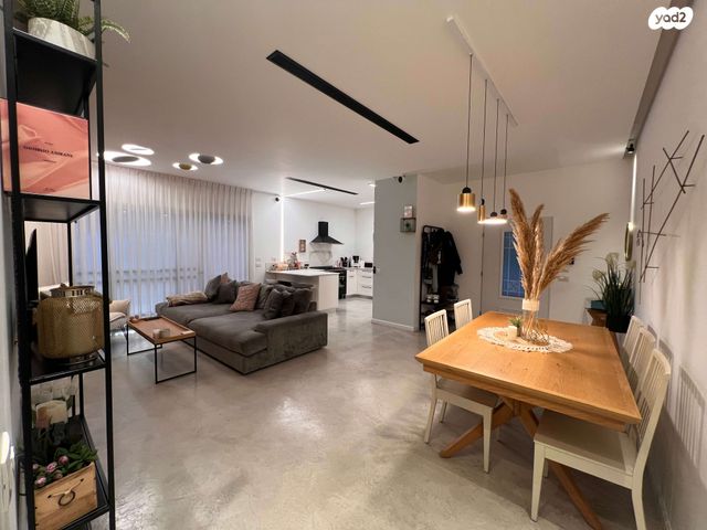 ברל כצנלסון 