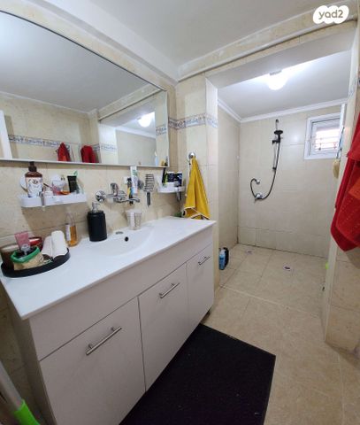 בית פרטי/ קוטג', שדרות העצמאות, החורש, קרית גת