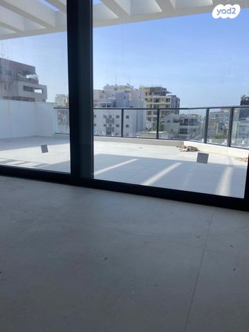 גג/ פנטהאוז, הרצליה