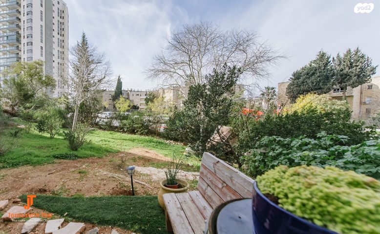 דירת גן, קדיש לוז, רמת שרת, ירושלים