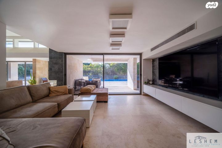 בית פרטי/ קוטג', סביון