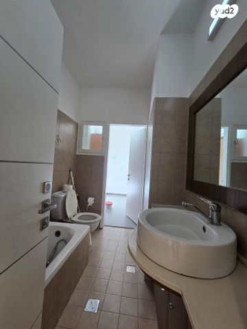 דירה, זלמן שניאור, מרכז, הרצליה