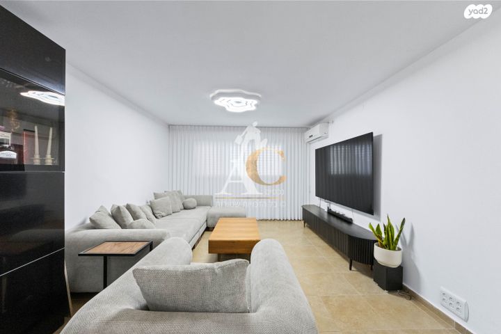 דופלקס, בית אליעזר, חדרה