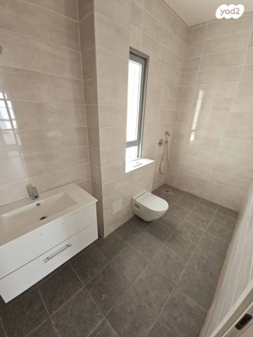 דירה, בני בנימין 51, נתניה