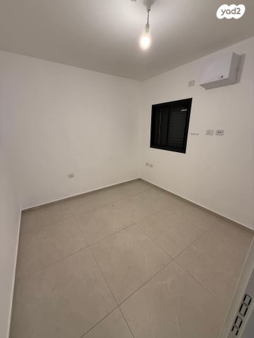 דירה, כרמי הנדיב, אחוזת רוטנר, קרית מלאכי