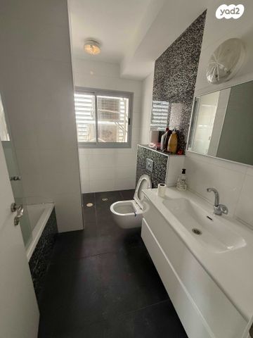 גג/ פנטהאוז, ברנע, אשקלון