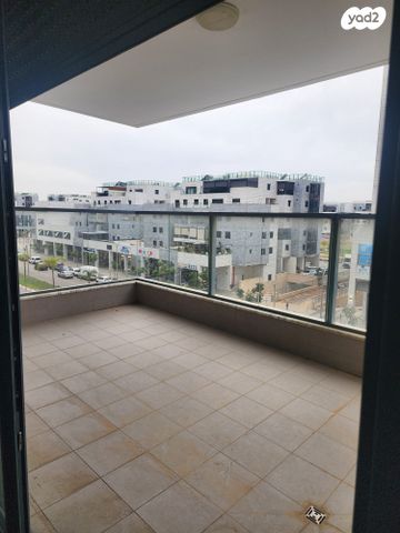 דירה, משה לוי, נאות שמיר, רמלה