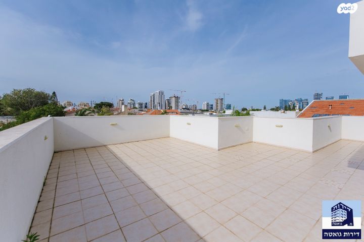 בית פרטי/ קוטג', נווה עוז, פתח תקווה