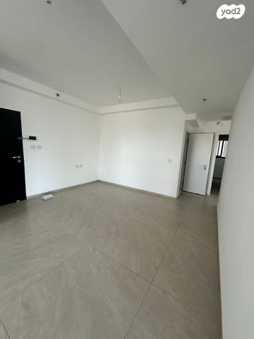 גג/ פנטהאוז, מרכז העיר דרום, נתניה