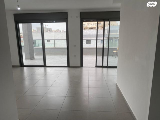 יחיאל צ'לנוב 