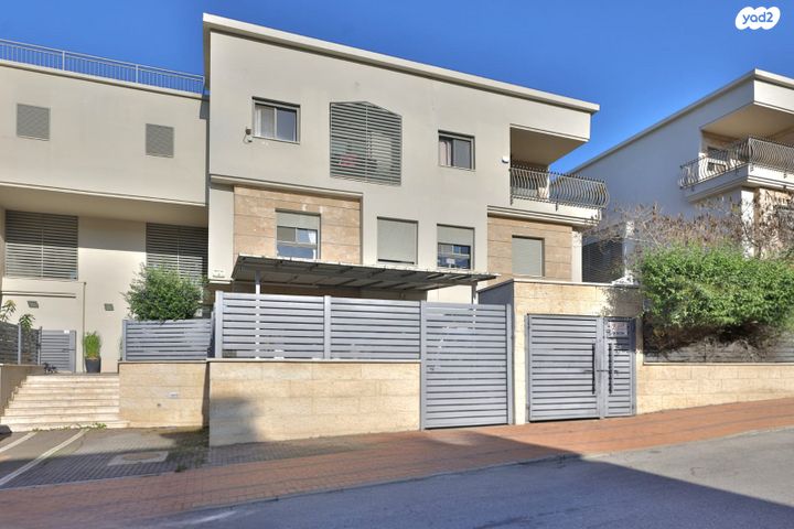 דירת גן, הארי השואג 15, גבעת הרקפות, גבעת תל חי, קרית אתא