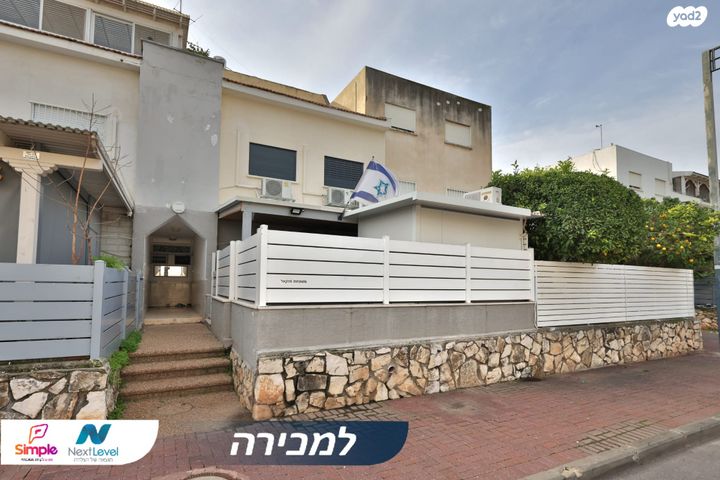 בית פרטי/ קוטג', התמרים, קרית אתא