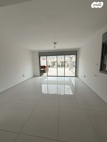 גג/ פנטהאוז, ברנע, אשקלון