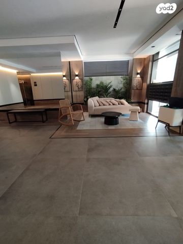 שכונת בן גוריון, מרכז העיר ג'