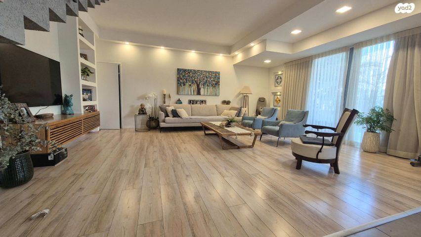 בית פרטי/ קוטג', אורנית