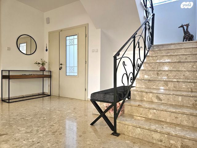 בית פרטי/ קוטג', כפר ורדים