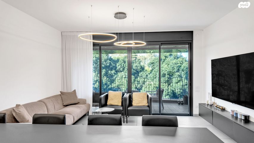 דירה, חרוזים, רמת גן