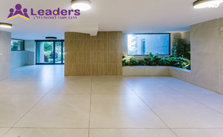 דירה, הרצליה