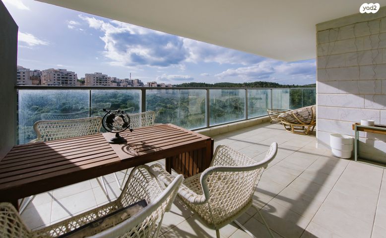 דירת גן, רב חנן, בית שמש