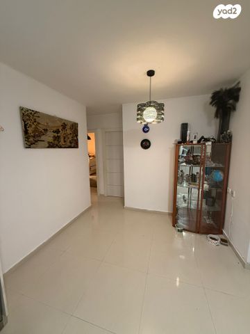 דירה, הנביאים, הנביאים, בת ים