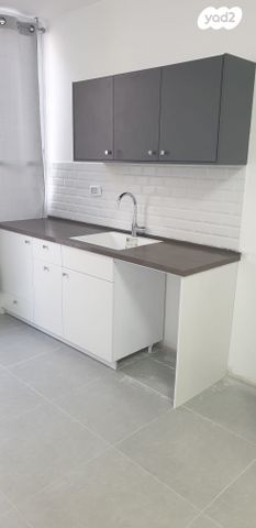 דירה, פרלשטיין, לב העיר, בת ים