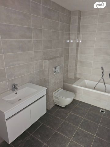 דירה, בני בנימין 51, נתניה