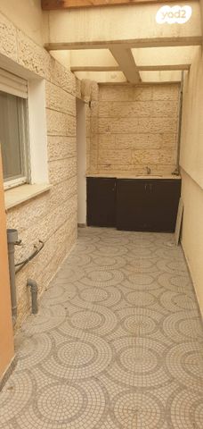 דו משפחתי, קרית רבין, מגדל העמק