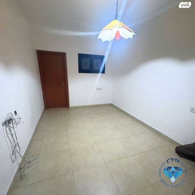 גג/ פנטהאוז, הרצל, מרכז מערבי, נס ציונה