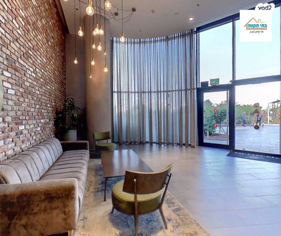 דירה, יצחק נבון, נאות אריאל שרון, קרית אונו