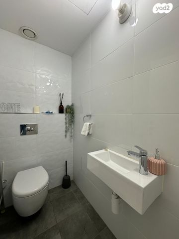 דירה, גני שרונה, קרית הממשלה, תל אביב יפו