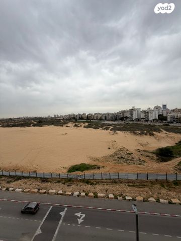 דירה, משה רינת, קרית רבין, חולון