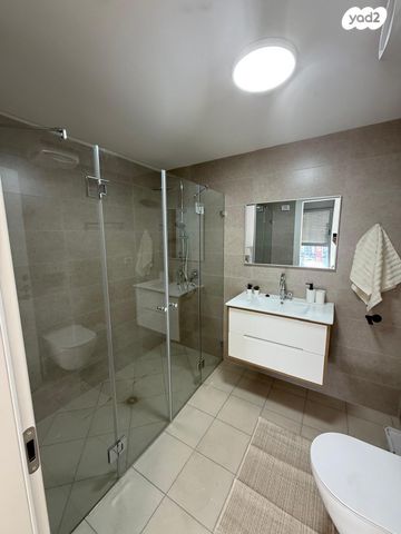 דירה, שדרות ירושלים 129, תל אביב יפו