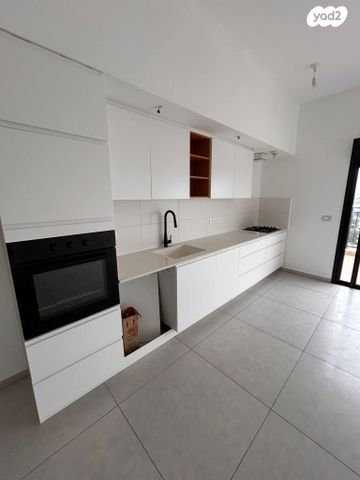 דירה, נגבה, יד אליהו, תל אביב יפו