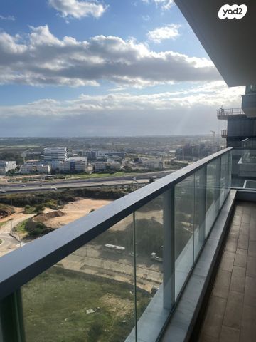 דירה, קרל פופר 15, קרית המדע, נתניה