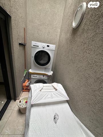 דו משפחתי, דב ממזריץ', צהלון, שיכוני חסכון, תל אביב יפו