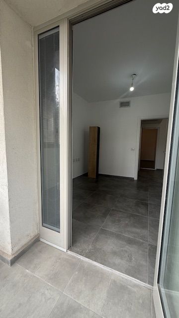 דירה, הרב יצחק ידידיה פרנקל, פלורנטין, תל אביב יפו