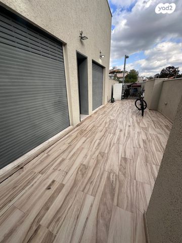 דו משפחתי, דב ממזריץ', צהלון, שיכוני חסכון, תל אביב יפו