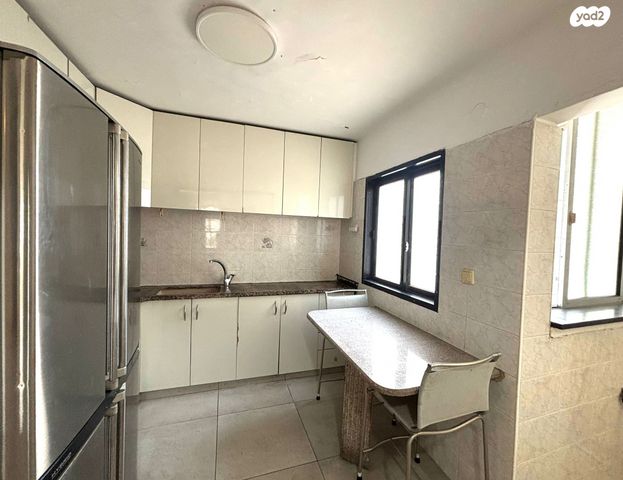 ד"ר תיאודור וייסלברגר 