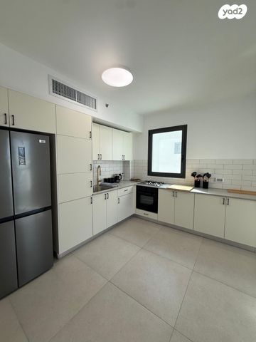 דירה, שדרות ירושלים 129, תל אביב יפו