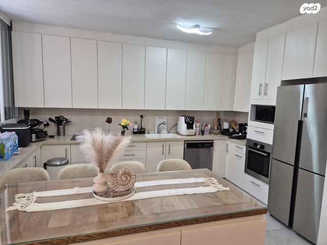 דירה, קהילת ציון, מרכז, הרצליה