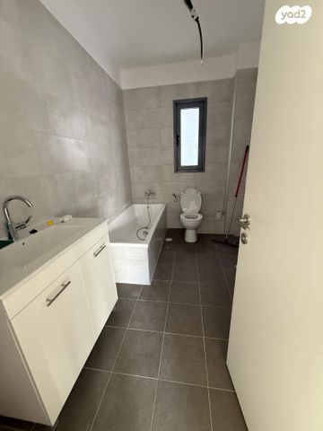 דירה, עיר היין, אשקלון