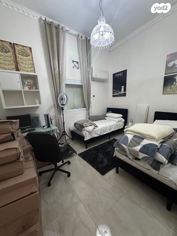 דו משפחתי, דב ממזריץ', צהלון, שיכוני חסכון, תל אביב יפו